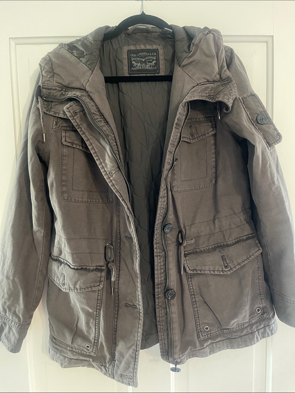 Levi's Men's Hooded Field Jacket in Olive Drab Medium